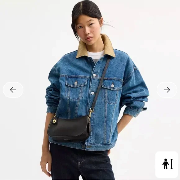 COACH Swinger Bag in Black - Picture 7 of 8